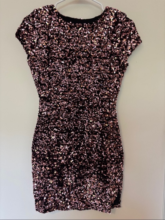 B Darlin Dresses & Skirts - Juniors Pink Sequin Stretch Mini Dress Size 3 or 4 Event Guest Dance Bodycon